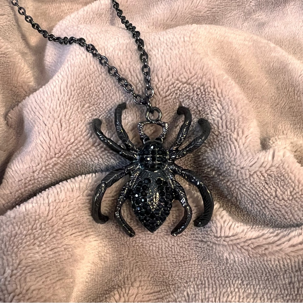 GOTHIC Chunky Black Spider Pendent Necklace with Black Crystals